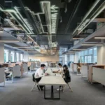 Pros and cons of an open-plan office environment